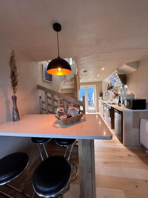 Sea View Nook Villa Porthtowan Luaran gambar